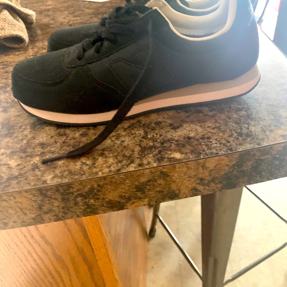 Classic new balance running shoes